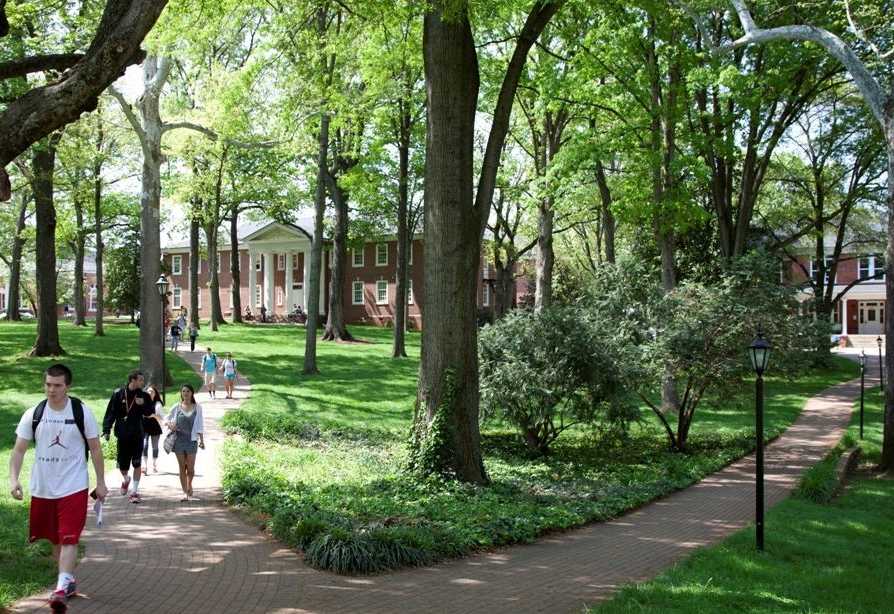 THE EARLY COLLEGE AT GUILFORD (NC)